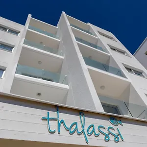 Costantiana Apartmanhotel